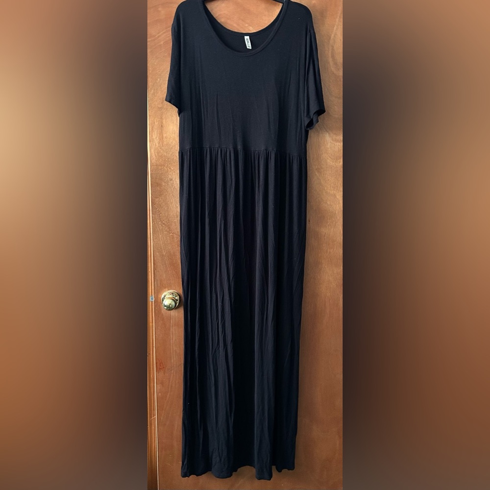 Casual Black Scoop Neck Maxi Sundress